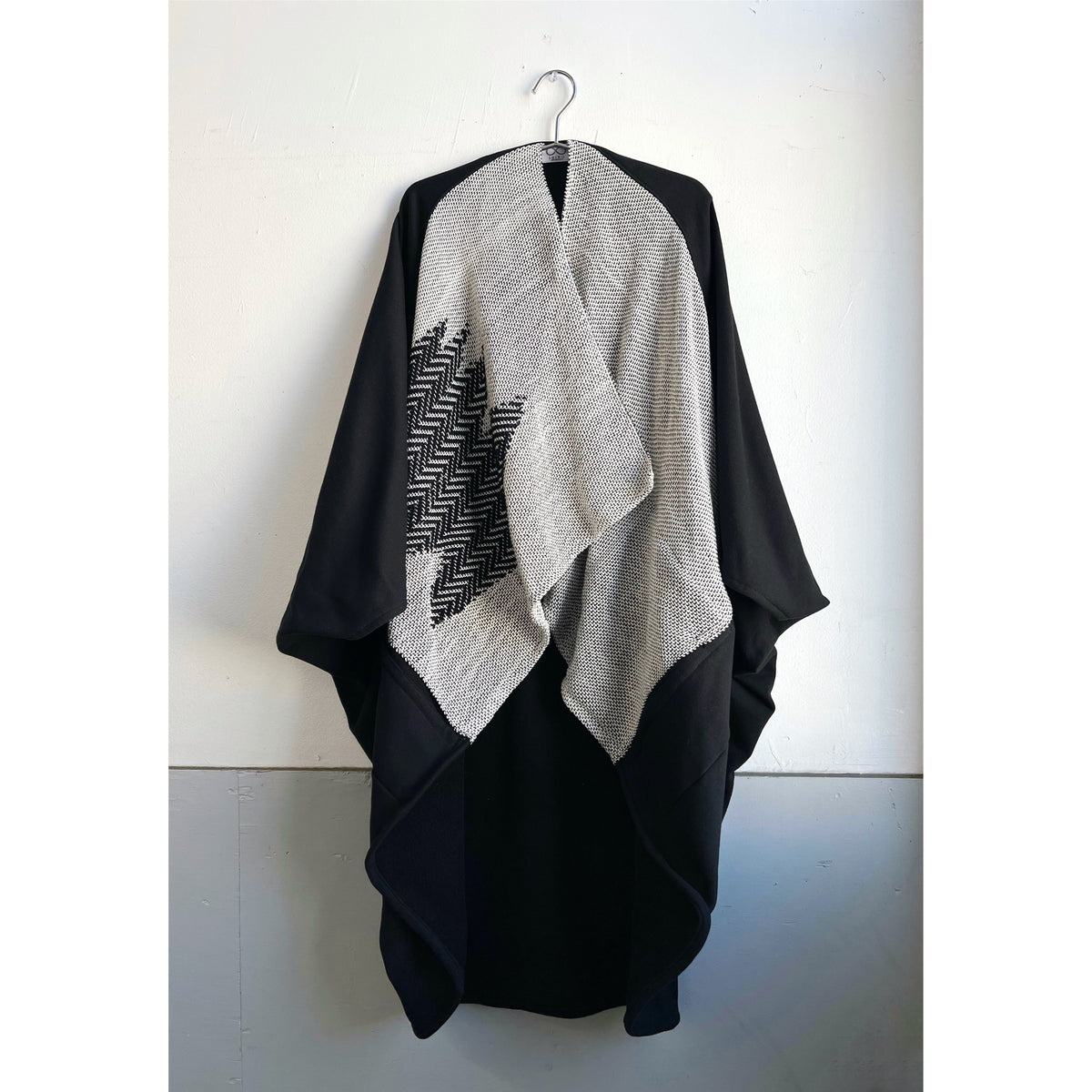 マノフ MANOF COCOON CARDIGAN （IVORY） マノフ MANOF COCOON CARDIGAN （IVORY） -靴＆ファッション通販