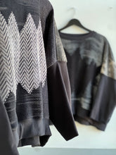 Load image into Gallery viewer, Hand-Woven Pullover Inlay Black &amp; Black