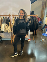 Load image into Gallery viewer, Hand-Woven Pullover Inlay Black &amp; Black