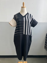 Load image into Gallery viewer, Four-Sided Handwoven V-neck Dress