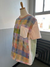 Load image into Gallery viewer, Handwoven Pullover Crayon Unisex