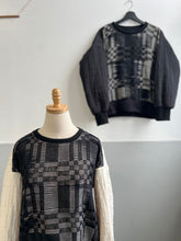 Load image into Gallery viewer, Hand-Woven Sweater Graphite Black