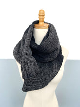 Load image into Gallery viewer, Handwoven &amp; dyed Scarf Ombré Onyx