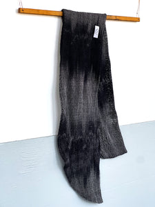 Handwoven & dyed Scarf Ombré Onyx