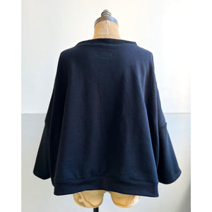 Hand-Woven Sweater Beat Black