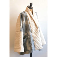 Load image into Gallery viewer, Shibori-dyed &amp; Quilted Fabric Kimono Coat light Indigo
