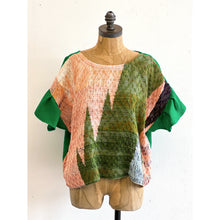 Load image into Gallery viewer, Parrot Blouse Green
