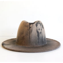 Load image into Gallery viewer, Snow-dyed Fedora Hat